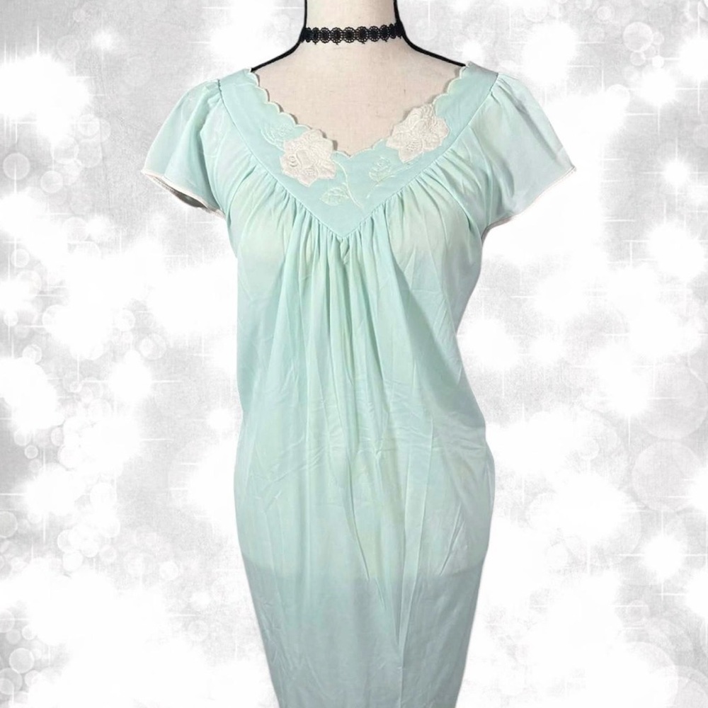 Vintage Babydoll Powder Blue Embroidery Nightgown